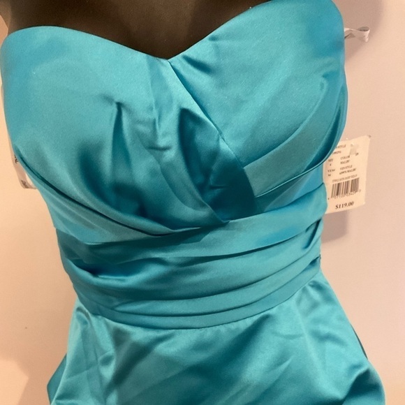 David’s Bridal Malibu Blue Ruched Short Prom Dress - Picture 2 of 11